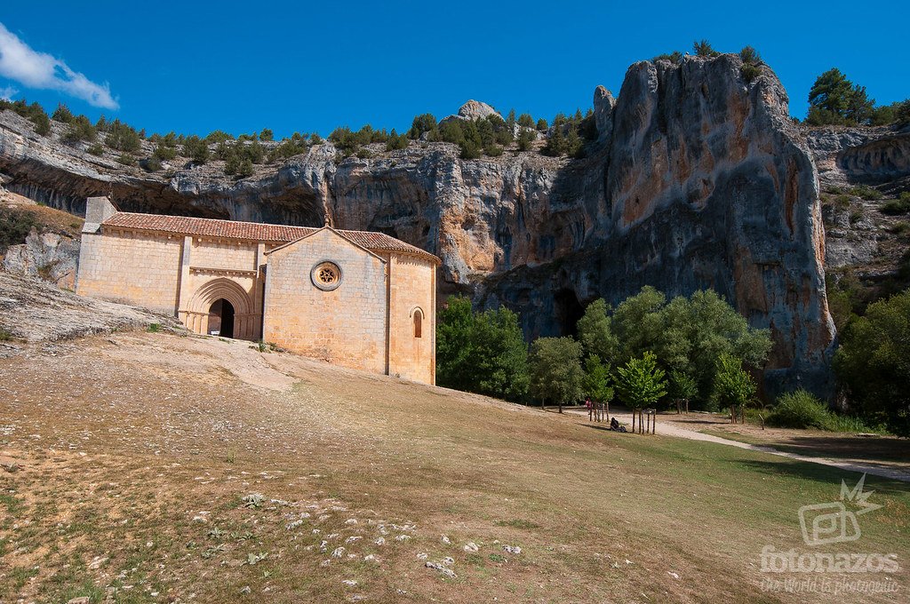 La Ermita de San Bartolomé en el Parque Natural del Cañón del Río Lobos La Ermita de San Bartolomé en el Parque Natural del Cañón del Río Lobos